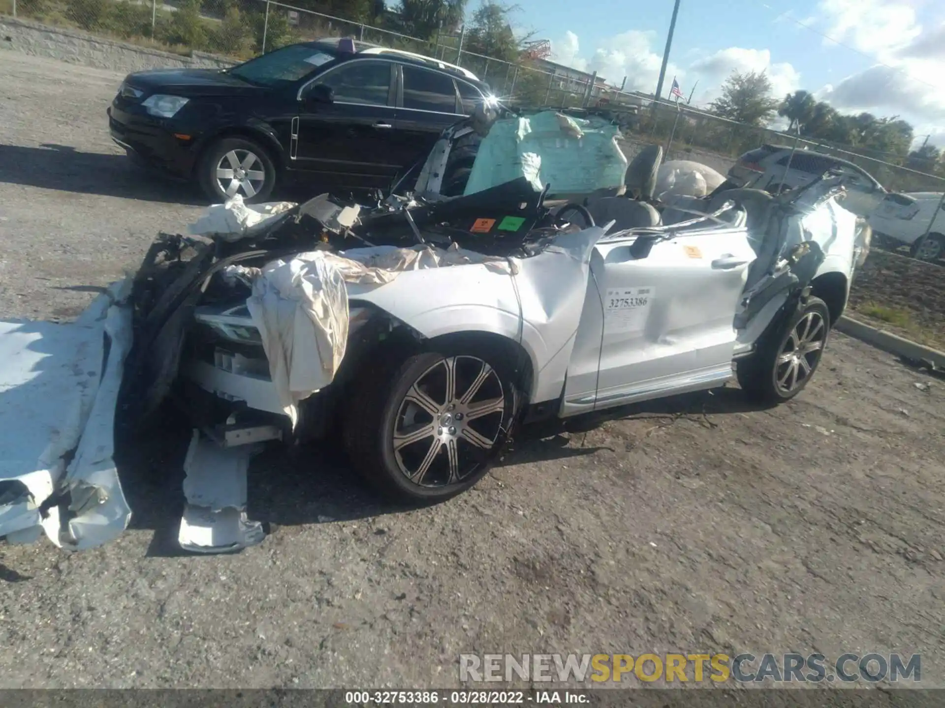 2 Photograph of a damaged car YV4A22RL7L1609783 VOLVO XC60 2020