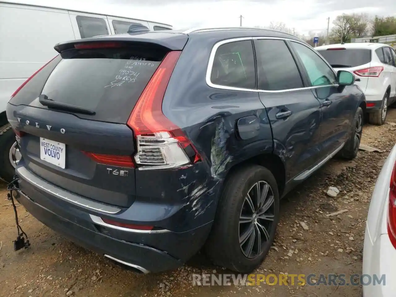 4 Photograph of a damaged car YV4A22RL8L1587048 VOLVO XC60 2020