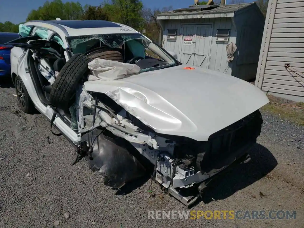 1 Photograph of a damaged car YV4A22RLXL1554066 VOLVO XC60 2020