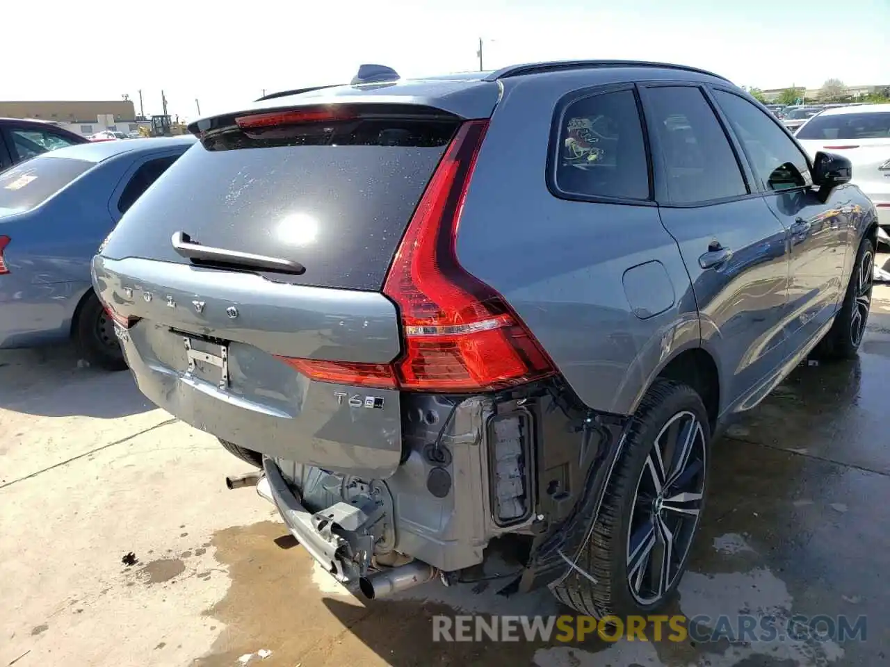 4 Photograph of a damaged car YV4A22RM1L1422211 VOLVO XC60 2020