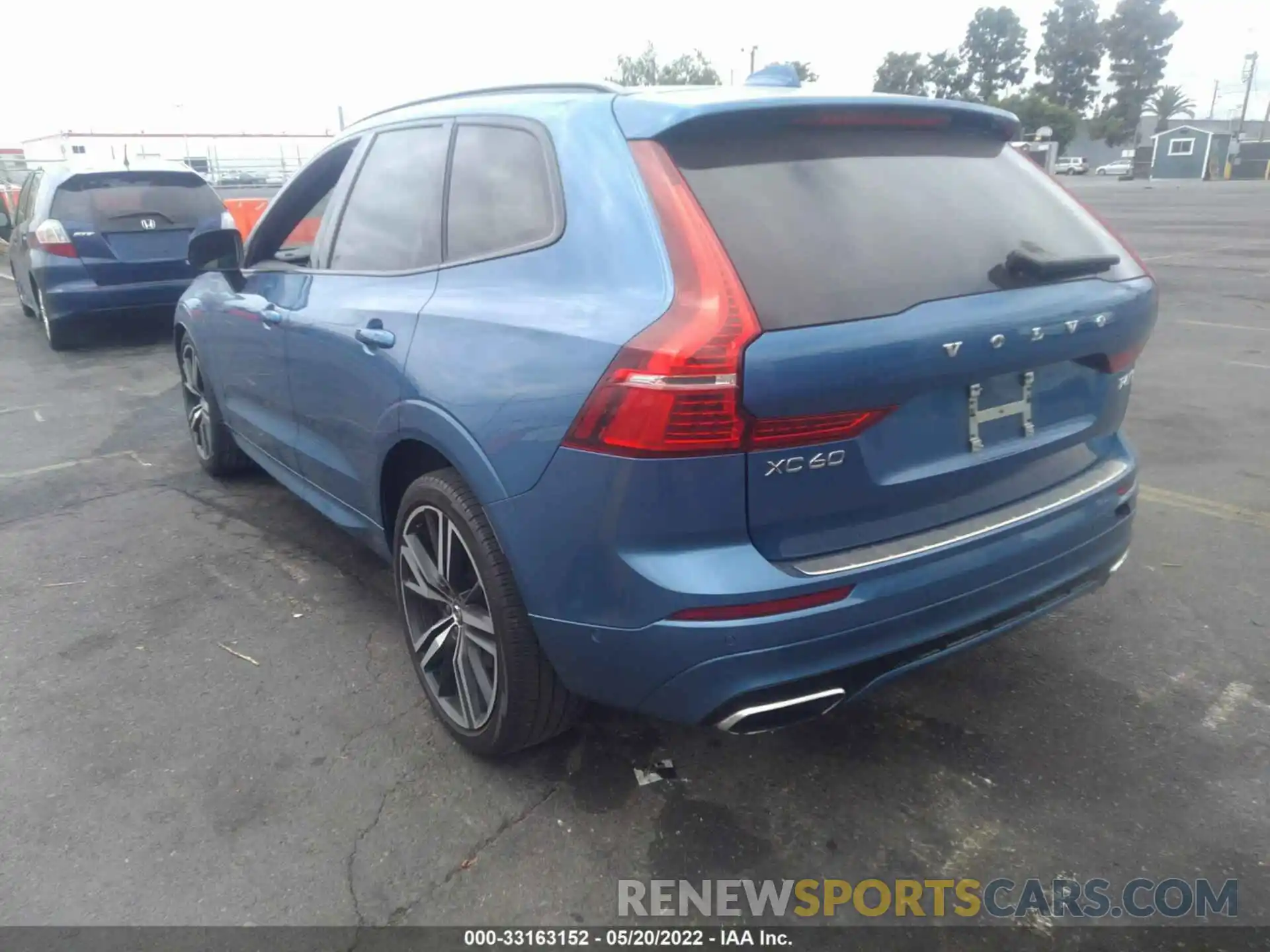 3 Photograph of a damaged car YV4A22RM4L1475209 VOLVO XC60 2020