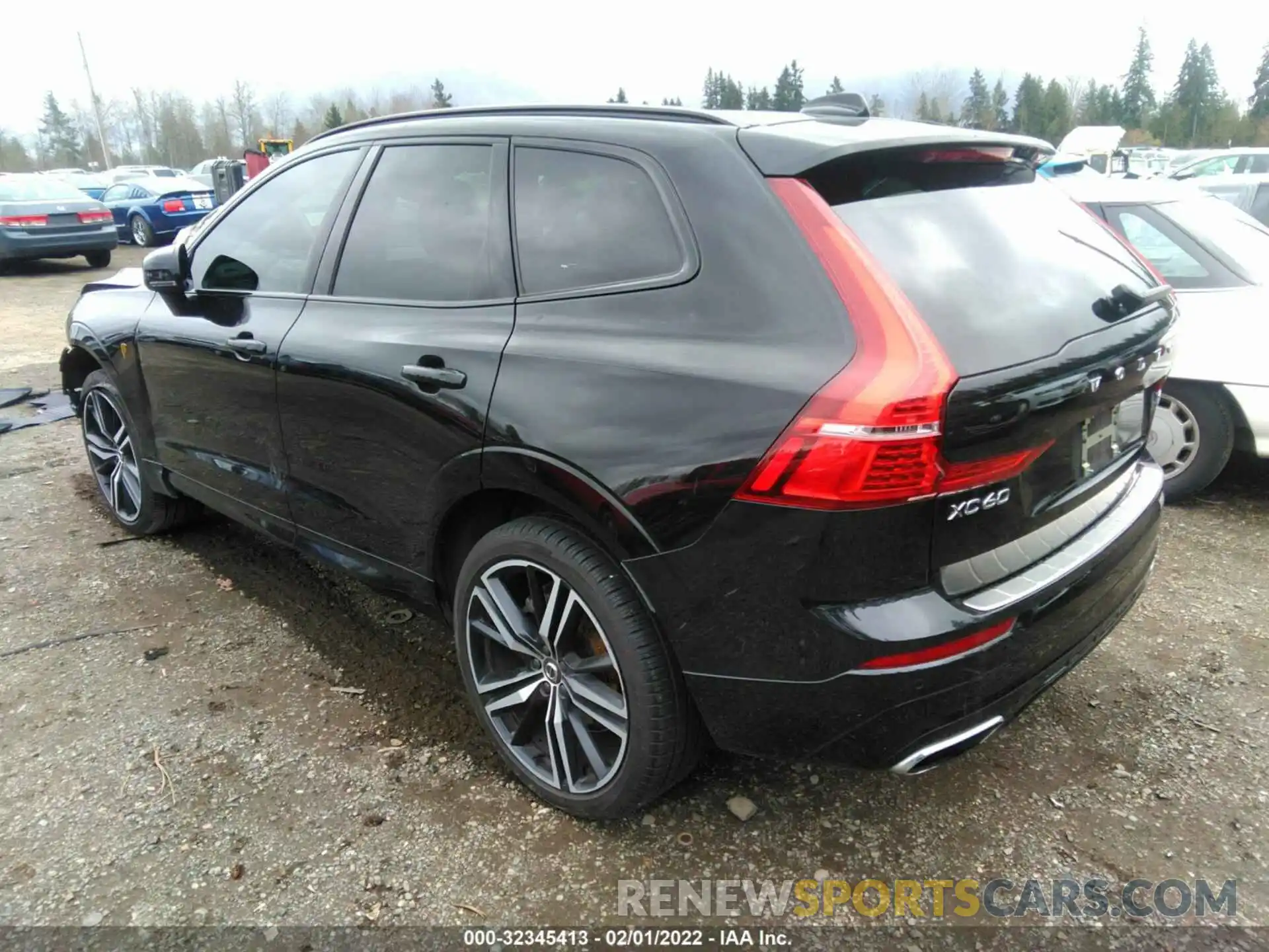 3 Photograph of a damaged car YV4A22RM8L1526016 VOLVO XC60 2020