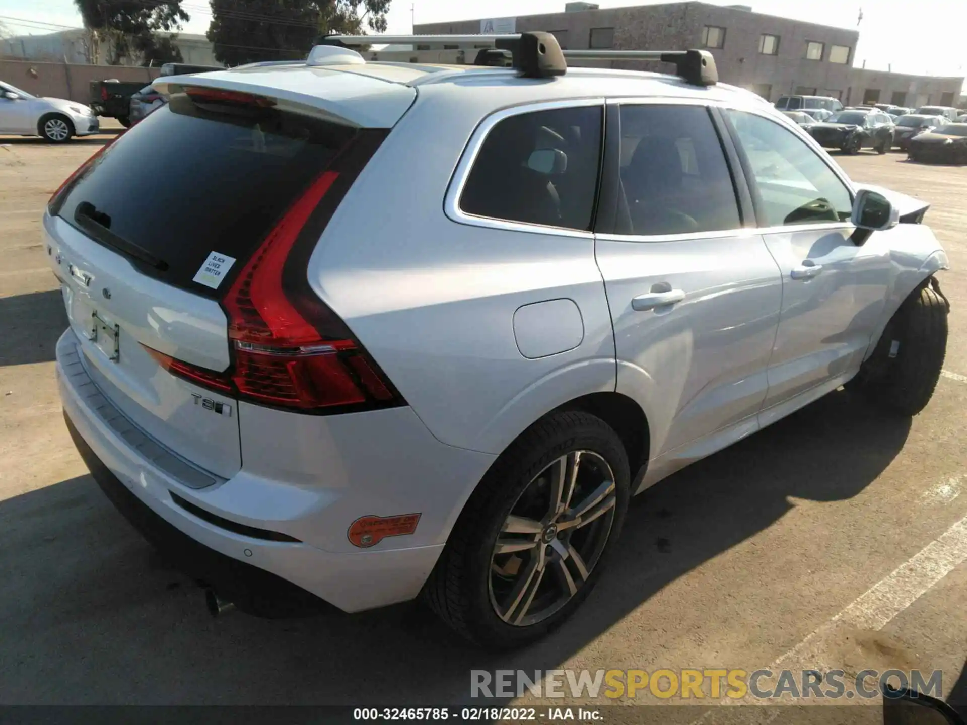 4 Photograph of a damaged car YV4BR0DK8L1482707 VOLVO XC60 2020