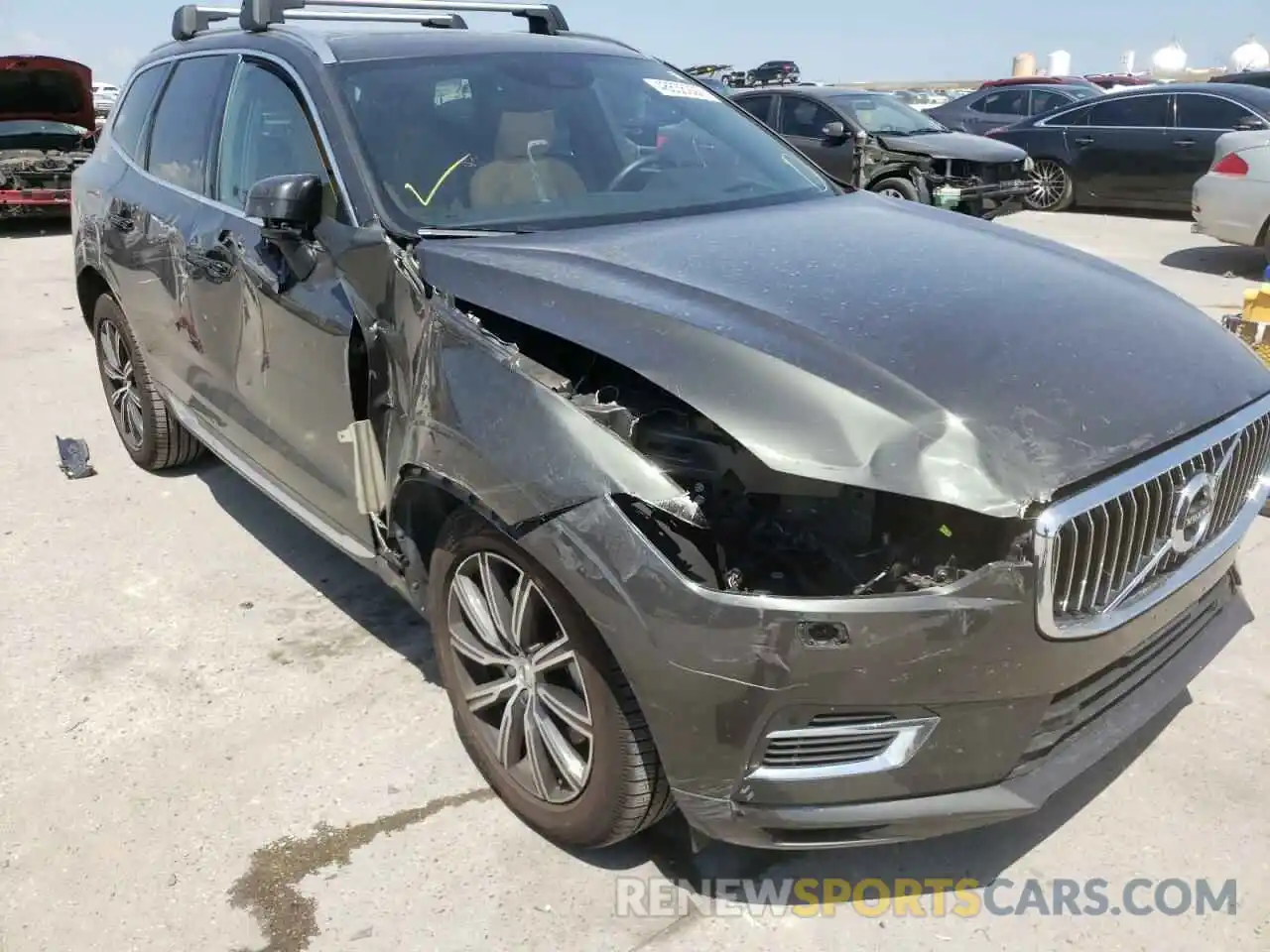 9 Photograph of a damaged car YV4BR0DL3L1512298 VOLVO XC60 2020