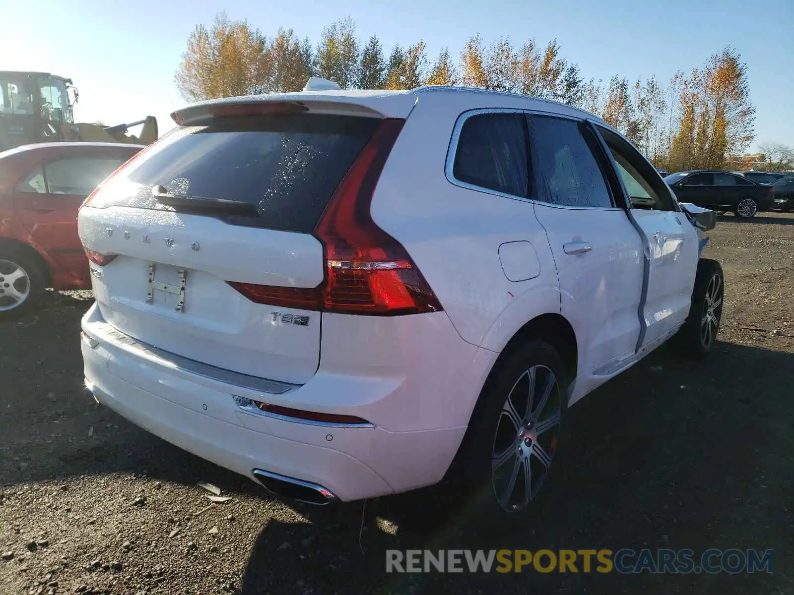 4 Photograph of a damaged car YV4BR0DL9L1550702 VOLVO XC60 2020