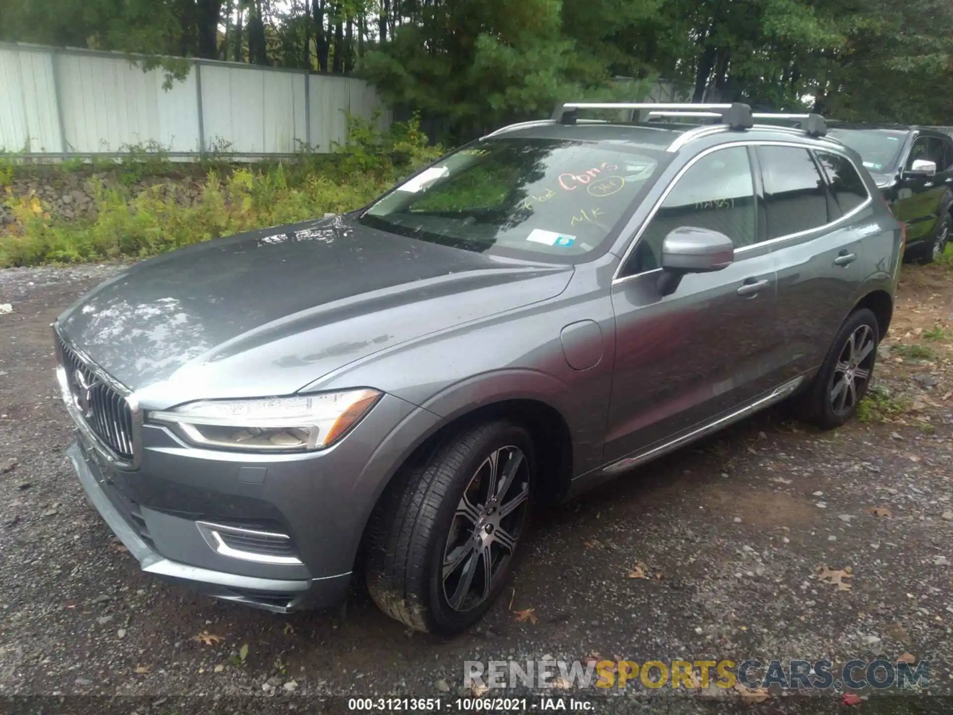 2 Photograph of a damaged car YV4BR0DL9L1554135 VOLVO XC60 2020