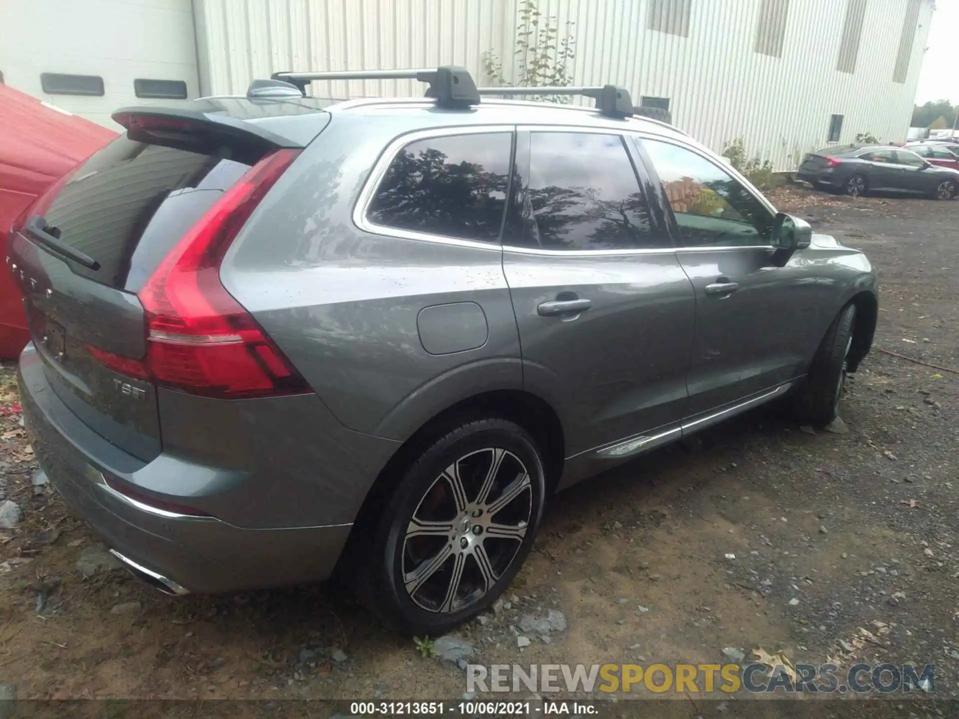 4 Photograph of a damaged car YV4BR0DL9L1554135 VOLVO XC60 2020