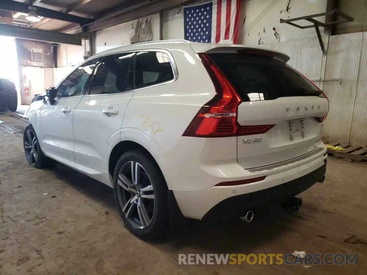 3 Photograph of a damaged car YV4102DK0M1870680 VOLVO XC60 2021