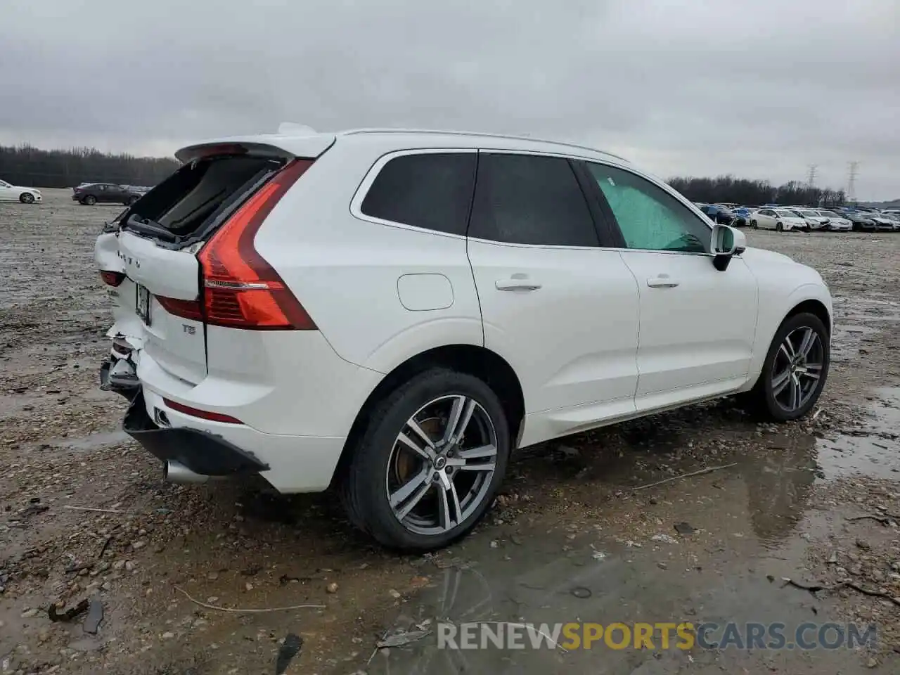 3 Photograph of a damaged car YV4102DK1M1722716 VOLVO XC60 2021