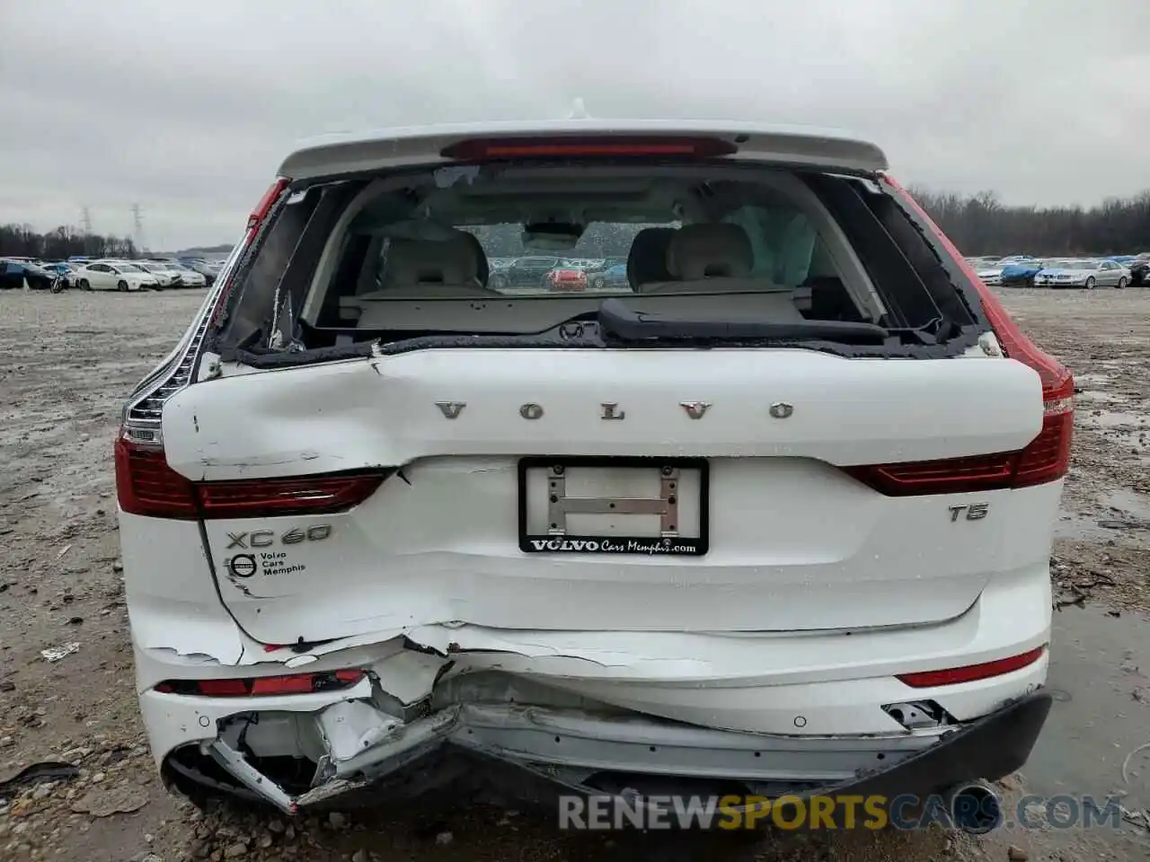 6 Photograph of a damaged car YV4102DK1M1722716 VOLVO XC60 2021