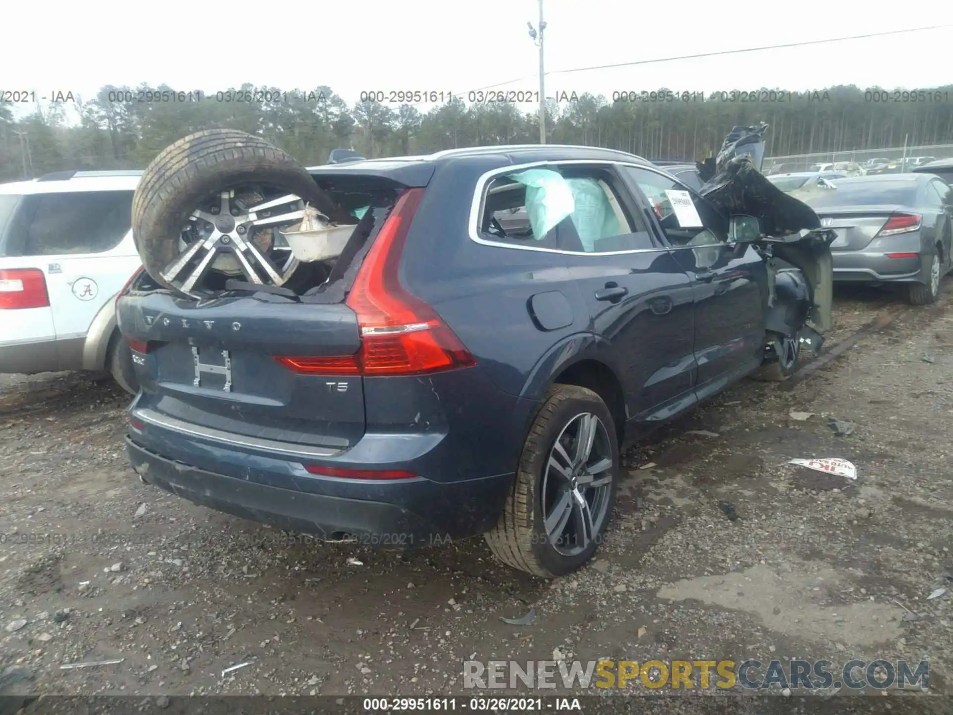 4 Photograph of a damaged car YV4102DK2M1694828 VOLVO XC60 2021