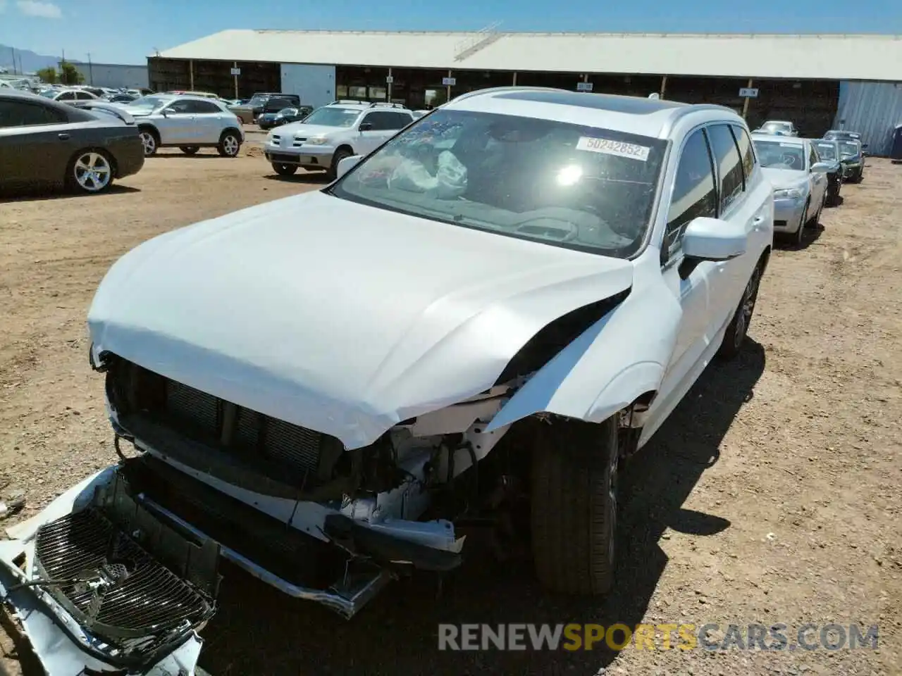 2 Photograph of a damaged car YV4102DK6M1676719 VOLVO XC60 2021