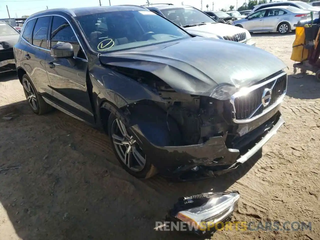 1 Photograph of a damaged car YV4102DK7M1685557 VOLVO XC60 2021