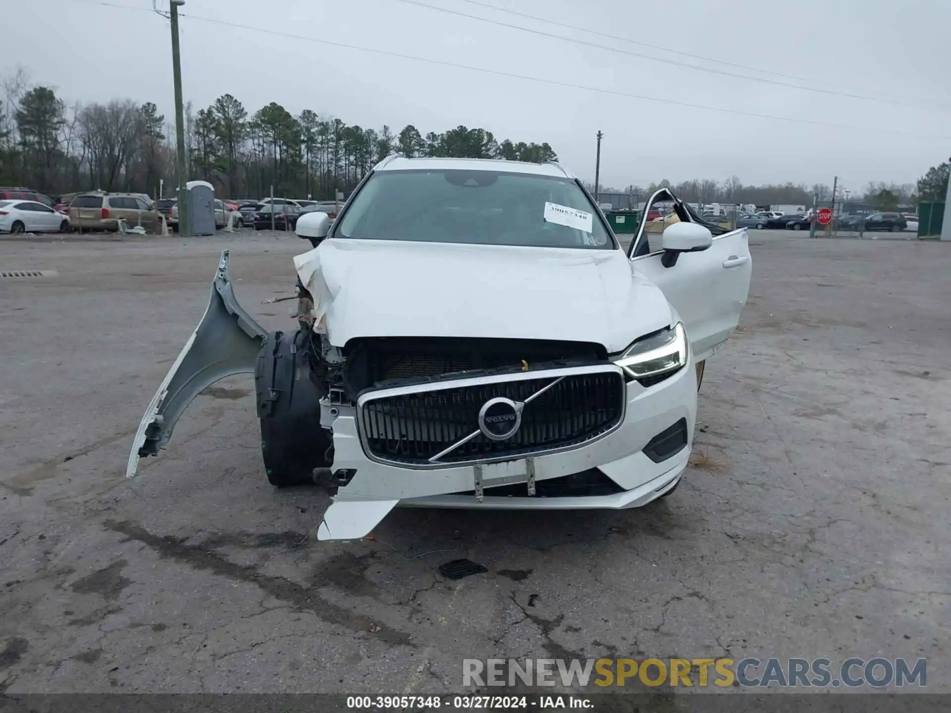 12 Photograph of a damaged car YV4102DK8M1754899 VOLVO XC60 2021