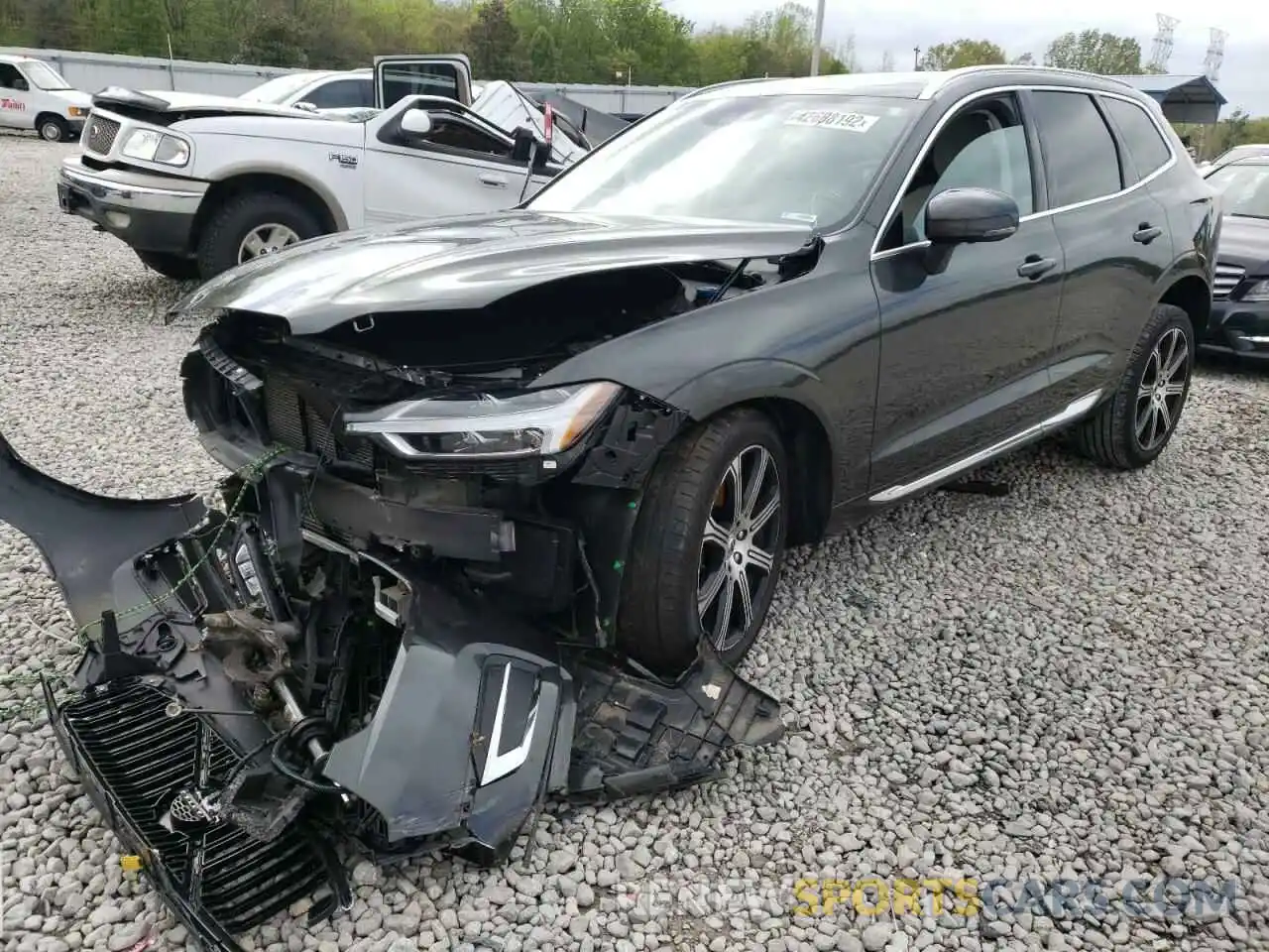 2 Photograph of a damaged car YV4102DL0M1690205 VOLVO XC60 2021