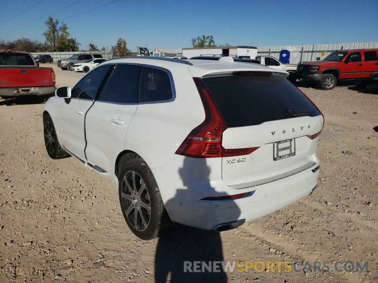 3 Photograph of a damaged car YV4102DL3M1773935 VOLVO XC60 2021