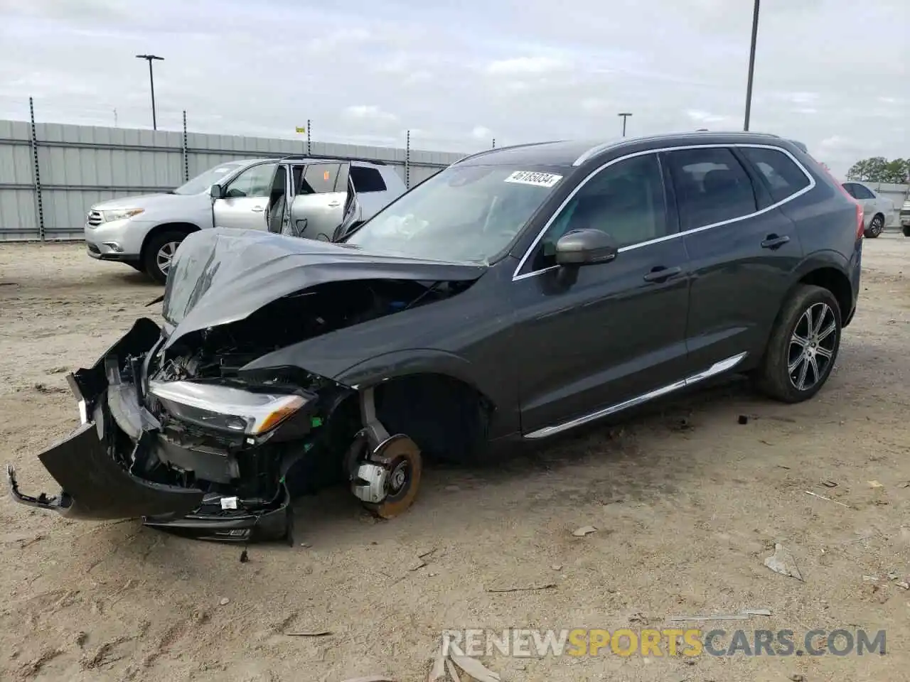 1 Photograph of a damaged car YV4102DL3M1821563 VOLVO XC60 2021