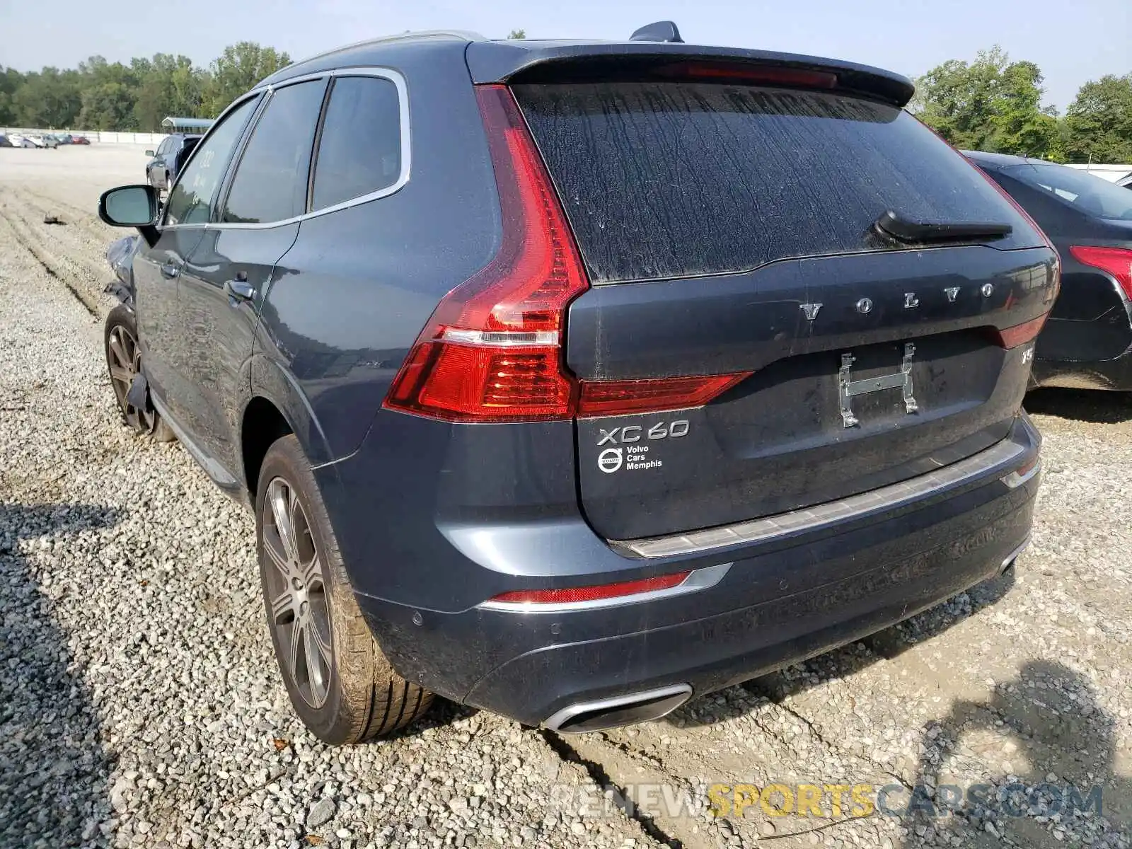 3 Фотография поврежденного автомобиля YV4102DL6M1695232 VOLVO XC60 2021