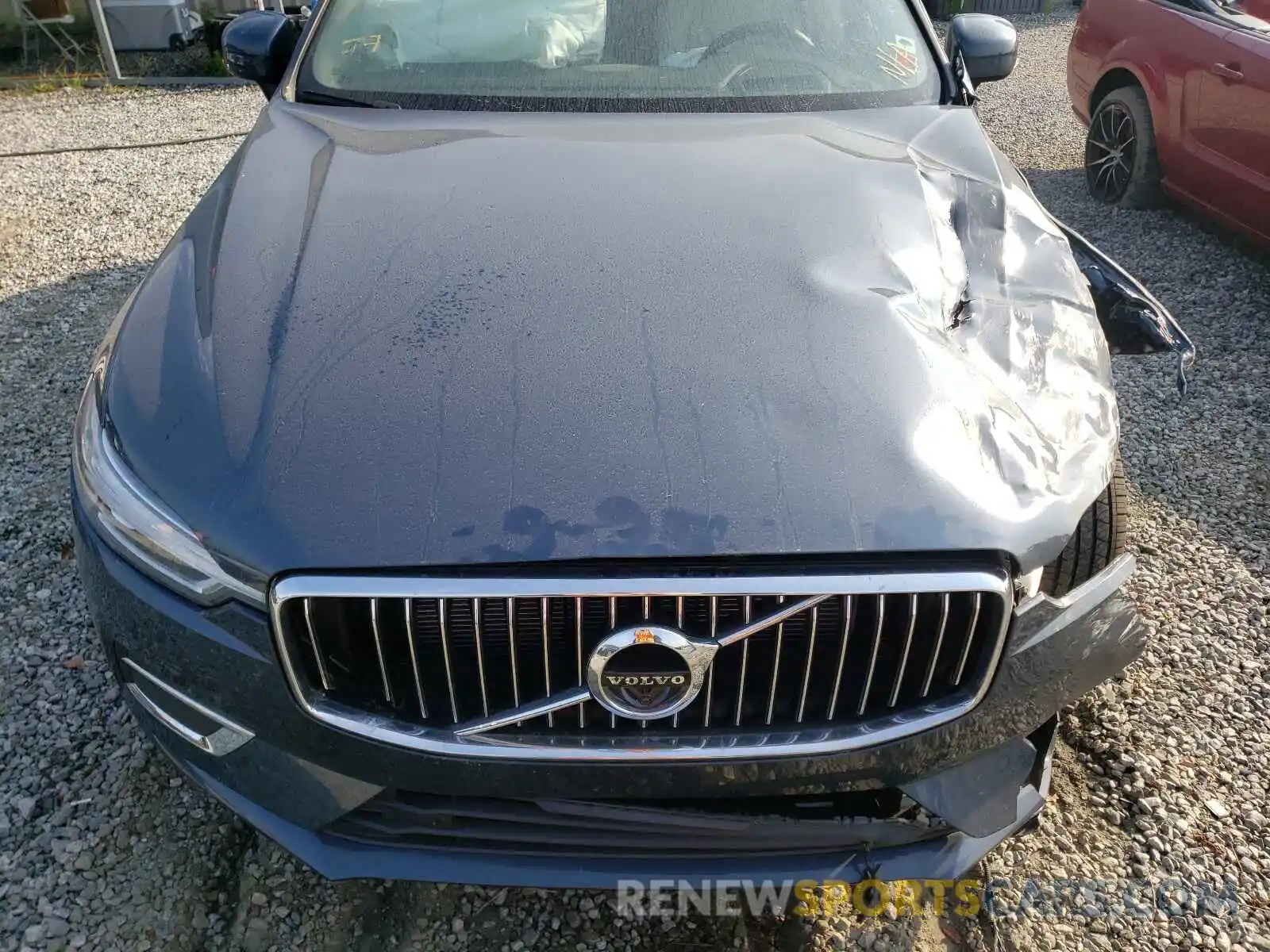 7 Photograph of a damaged car YV4102DL6M1695232 VOLVO XC60 2021