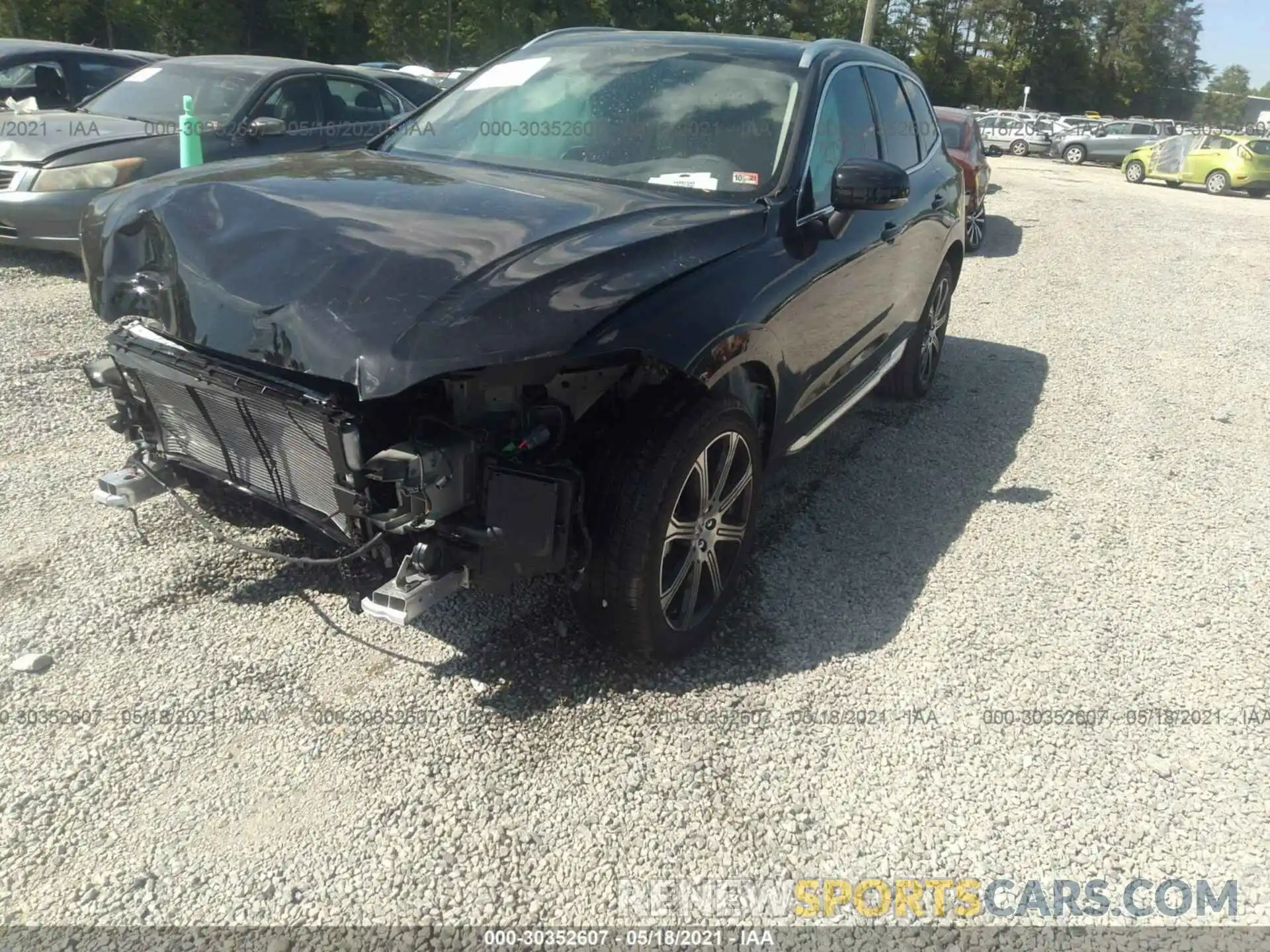 2 Photograph of a damaged car YV4102DL6M1700395 VOLVO XC60 2021