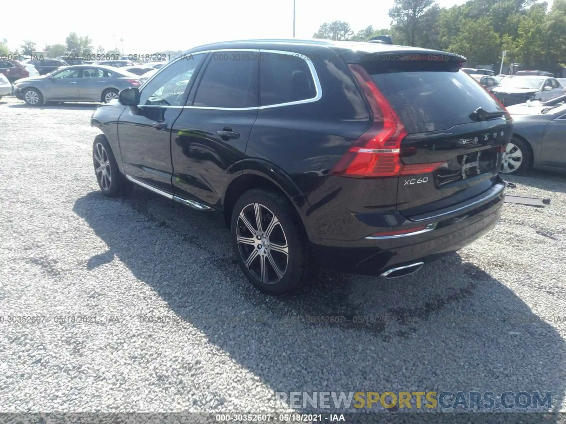 3 Photograph of a damaged car YV4102DL6M1700395 VOLVO XC60 2021