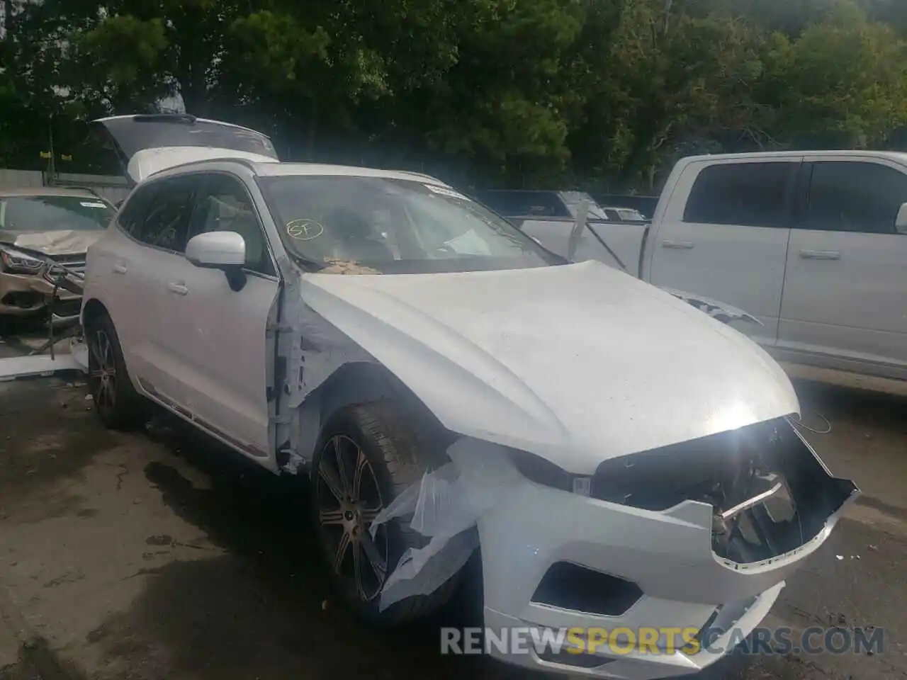 1 Photograph of a damaged car YV4102DL9M1686332 VOLVO XC60 2021