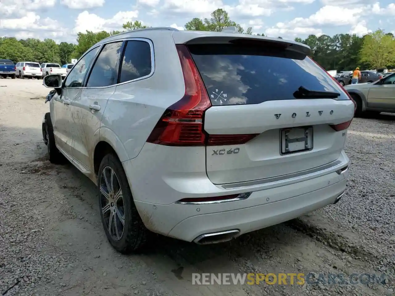 3 Photograph of a damaged car YV4102DLXM1733299 VOLVO XC60 2021