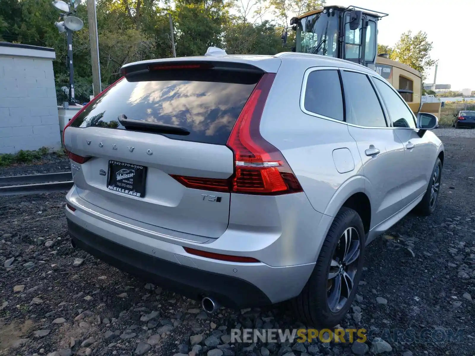 4 Photograph of a damaged car YV4102RK0M1827093 VOLVO XC60 2021