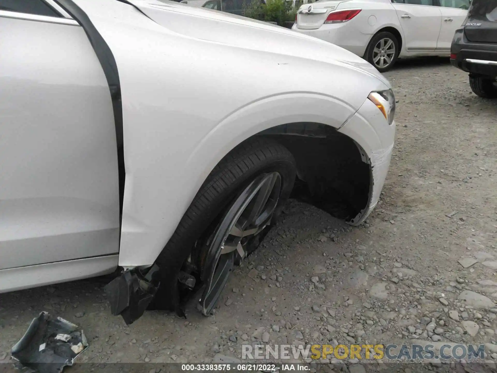 6 Photograph of a damaged car YV4102RK0M1827644 VOLVO XC60 2021