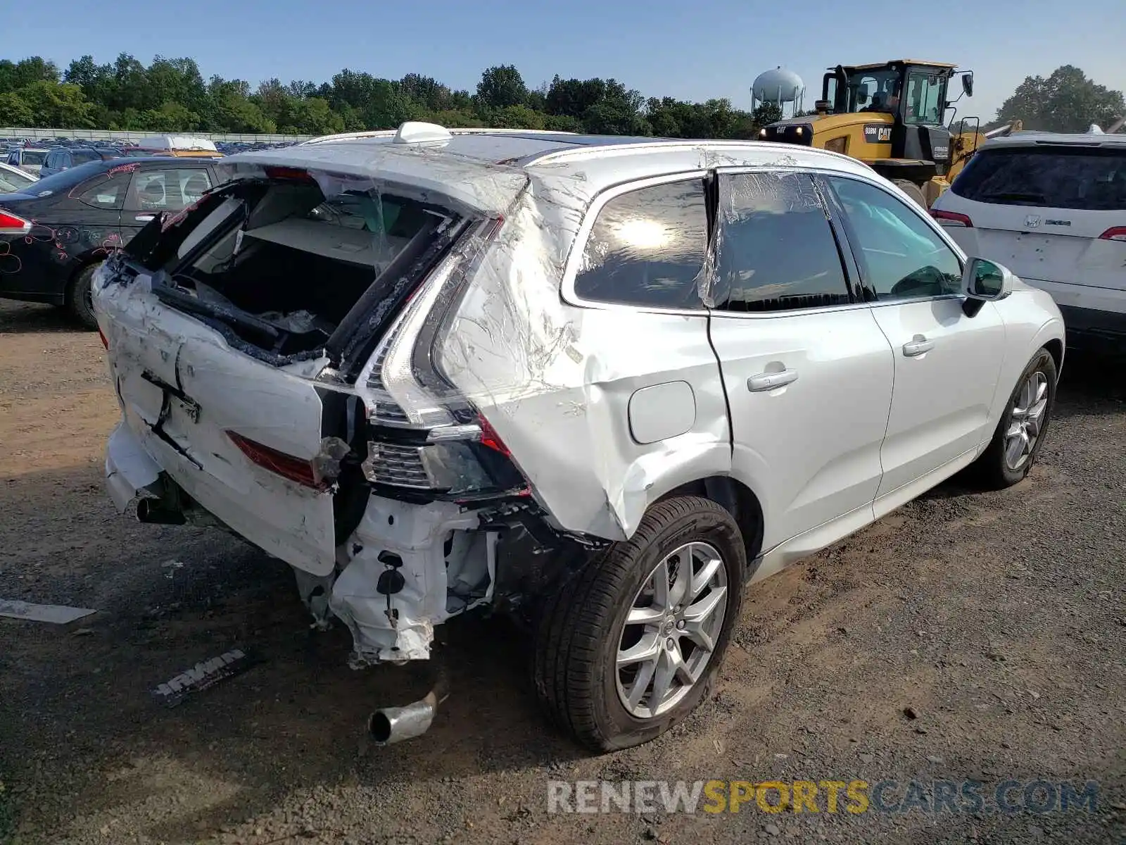 4 Photograph of a damaged car YV4102RK1M1738228 VOLVO XC60 2021