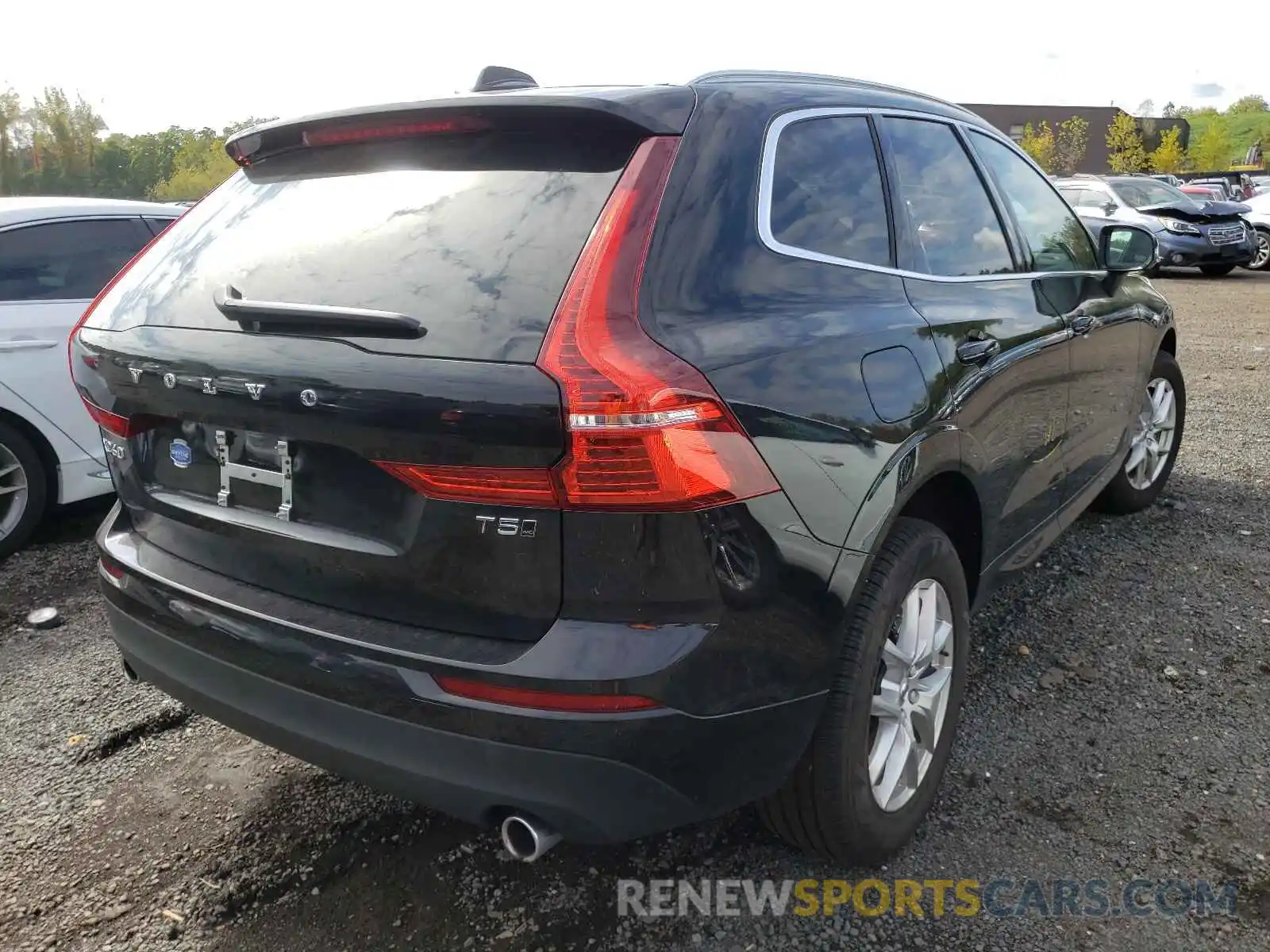 4 Photograph of a damaged car YV4102RK1M1875606 VOLVO XC60 2021