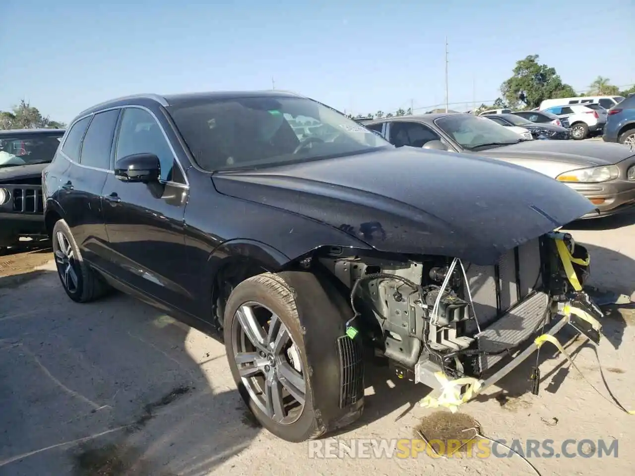 1 Photograph of a damaged car YV4102RK3M1846348 VOLVO XC60 2021