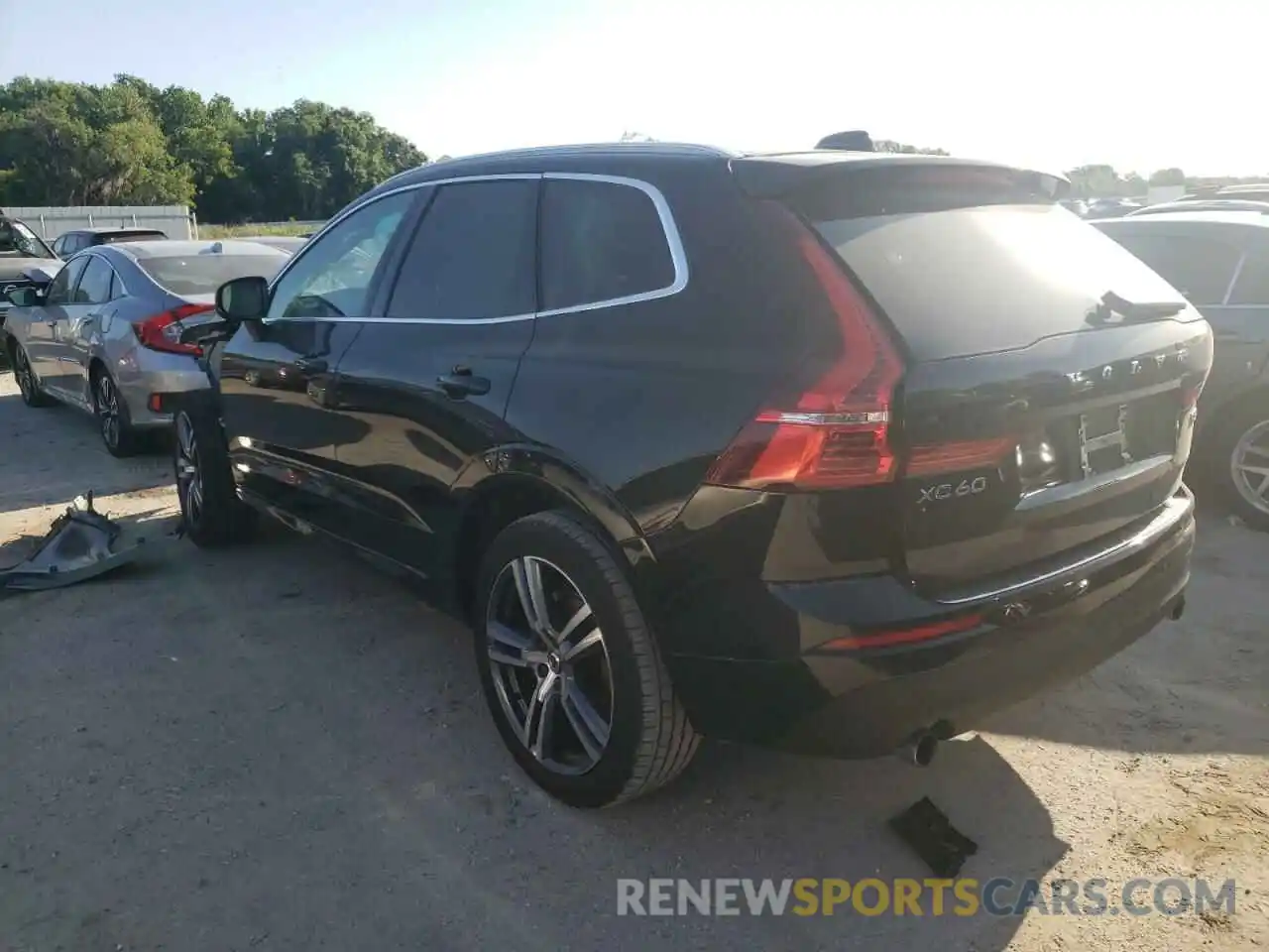 3 Photograph of a damaged car YV4102RK3M1846348 VOLVO XC60 2021