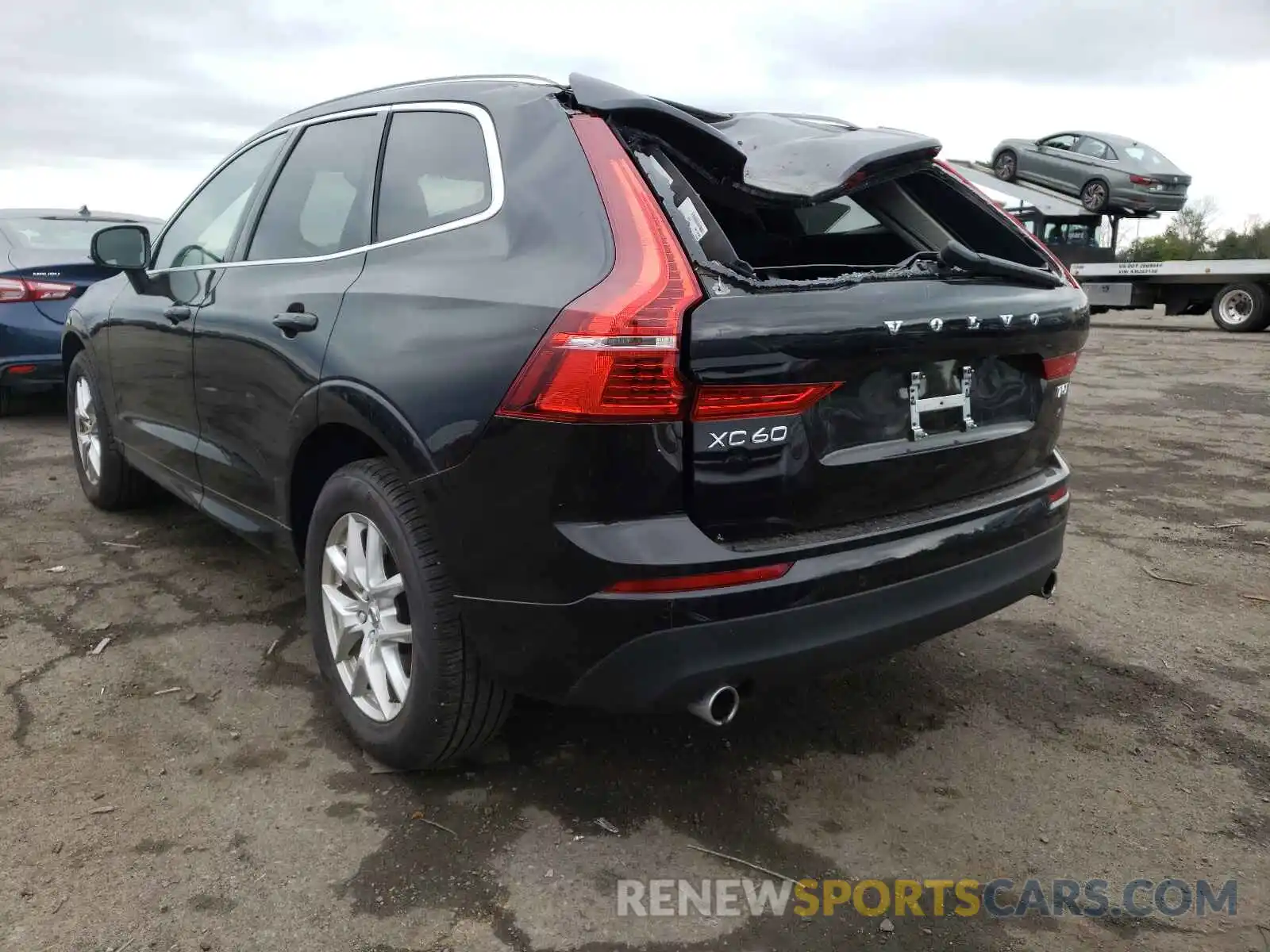 3 Photograph of a damaged car YV4102RK4M1805582 VOLVO XC60 2021