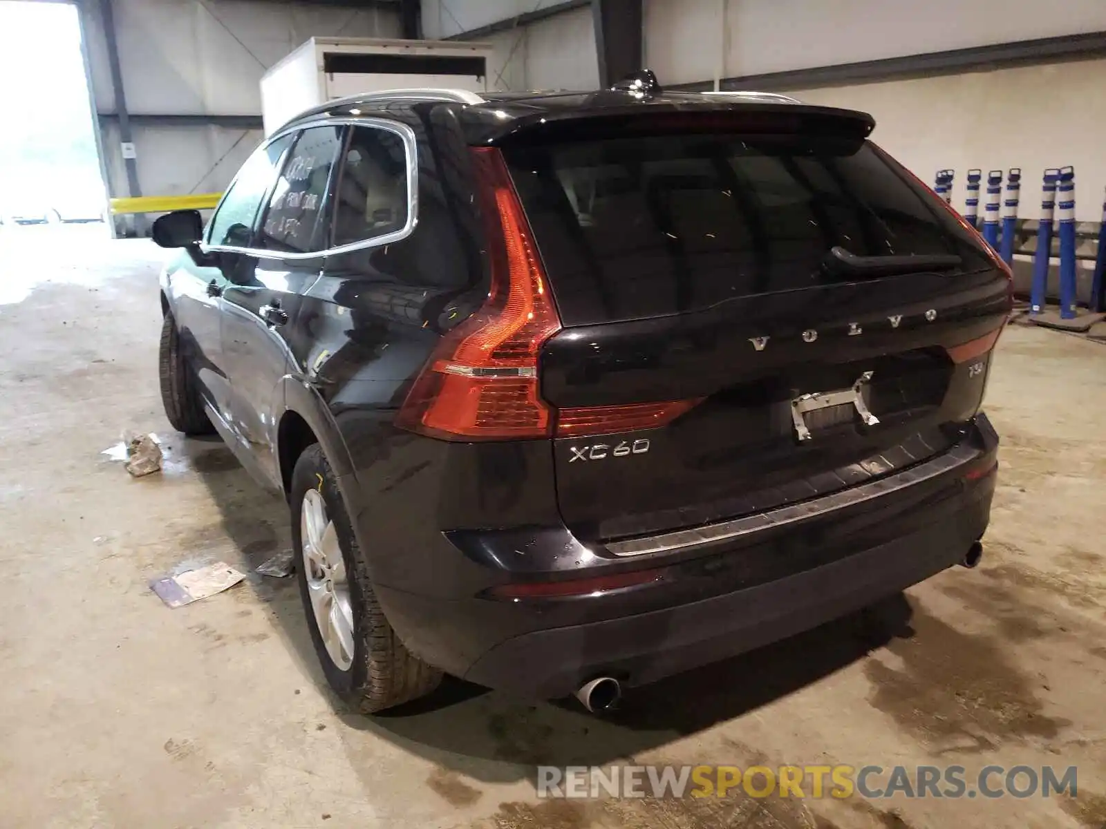 3 Photograph of a damaged car YV4102RK5M1738006 VOLVO XC60 2021