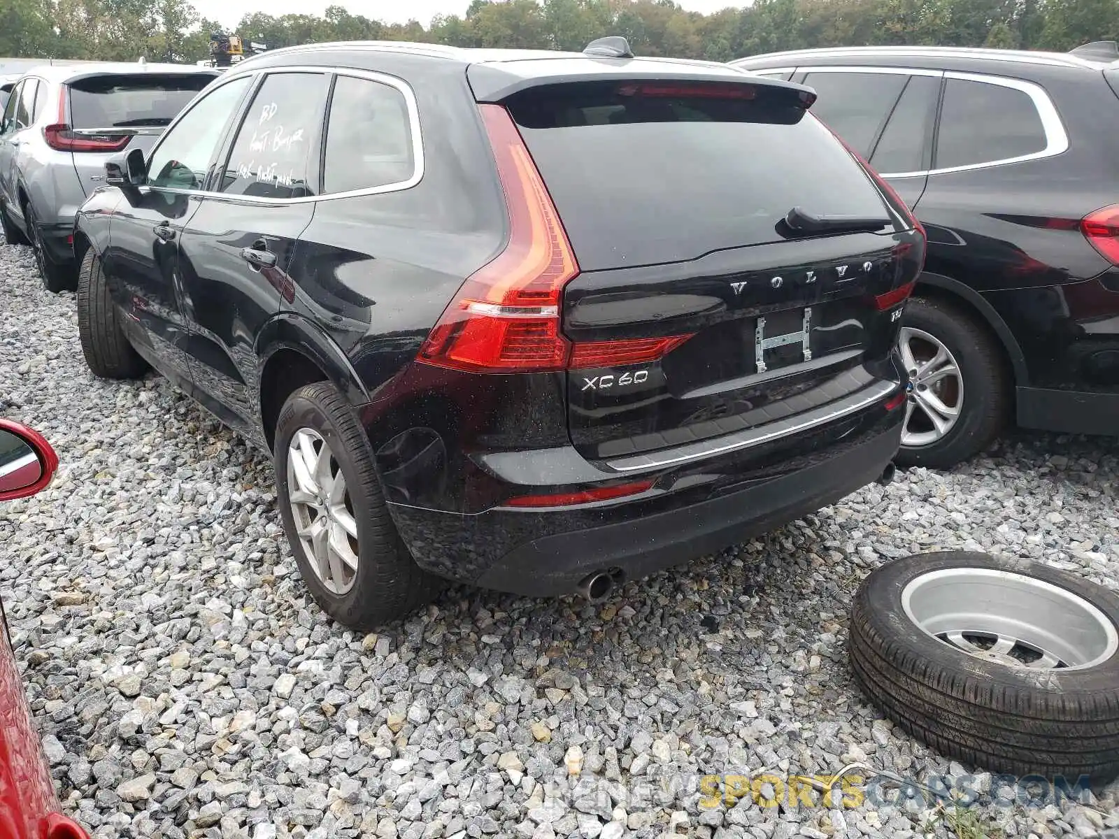 3 Photograph of a damaged car YV4102RK6M1733509 VOLVO XC60 2021