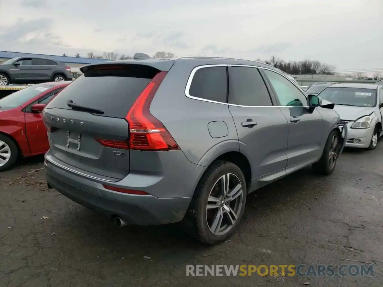 4 Photograph of a damaged car YV4102RK6M1828345 VOLVO XC60 2021