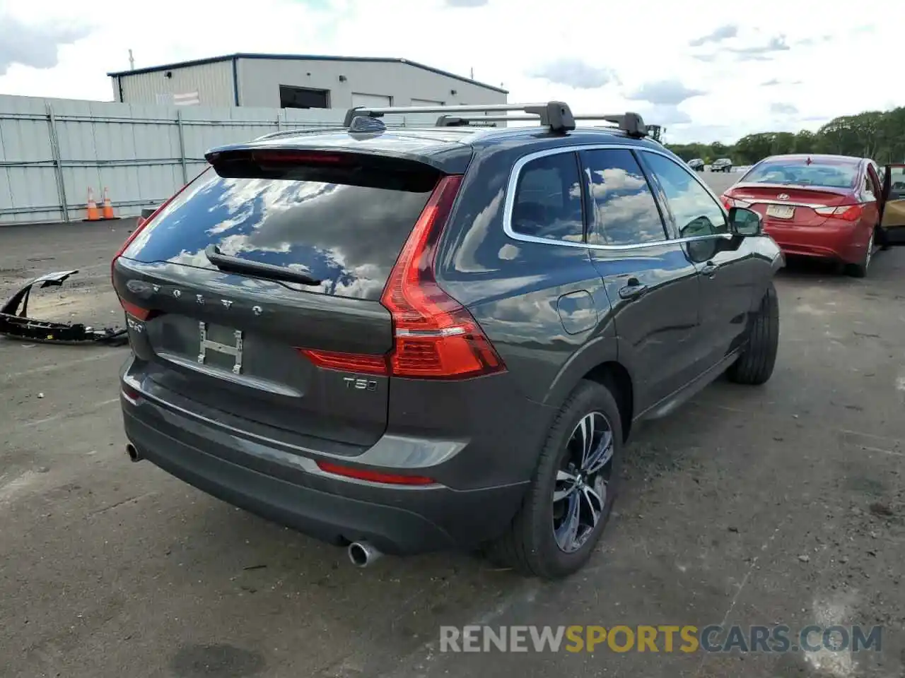 4 Photograph of a damaged car YV4102RK6M1850345 VOLVO XC60 2021