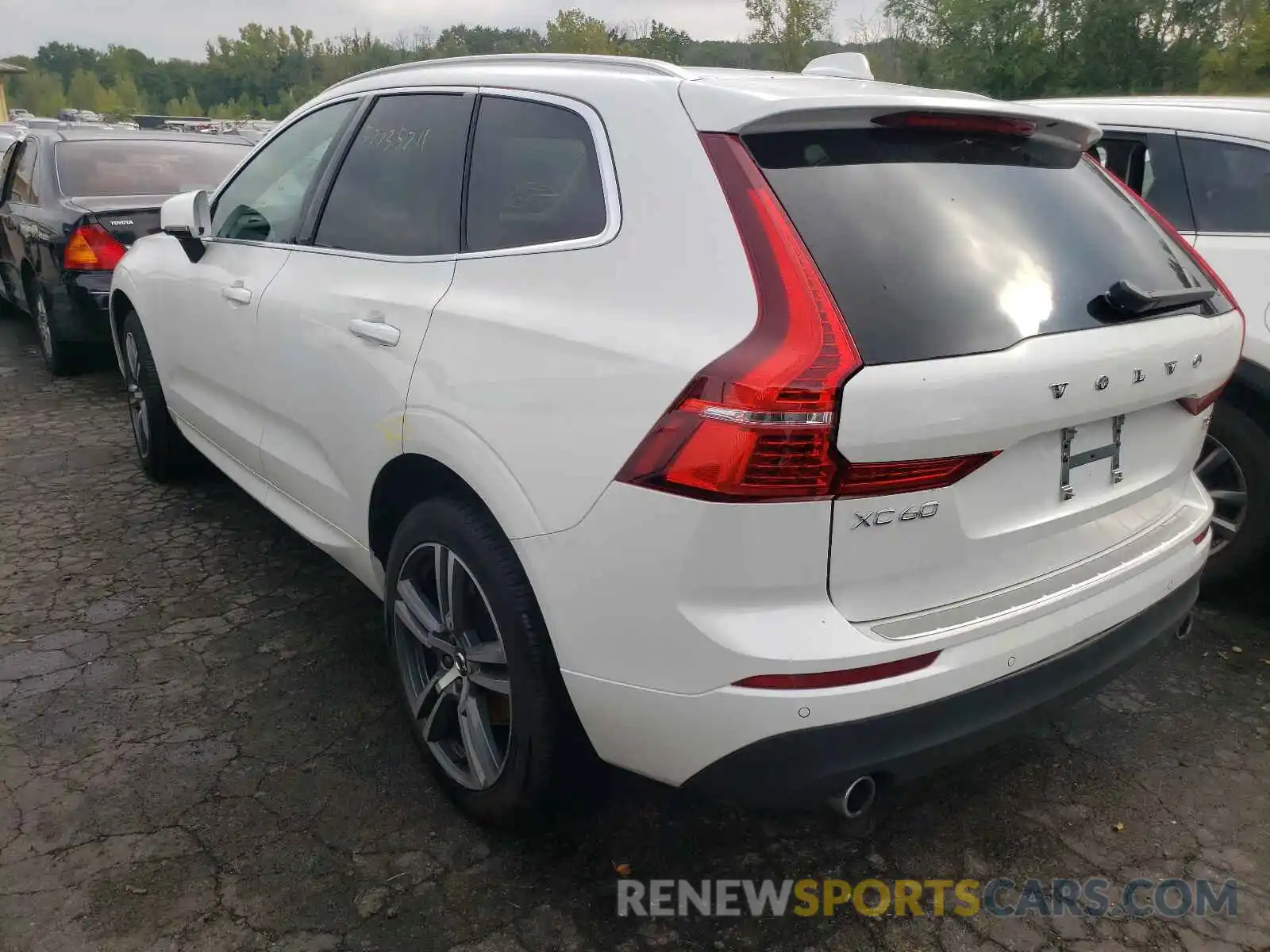 3 Photograph of a damaged car YV4102RK8M1850850 VOLVO XC60 2021