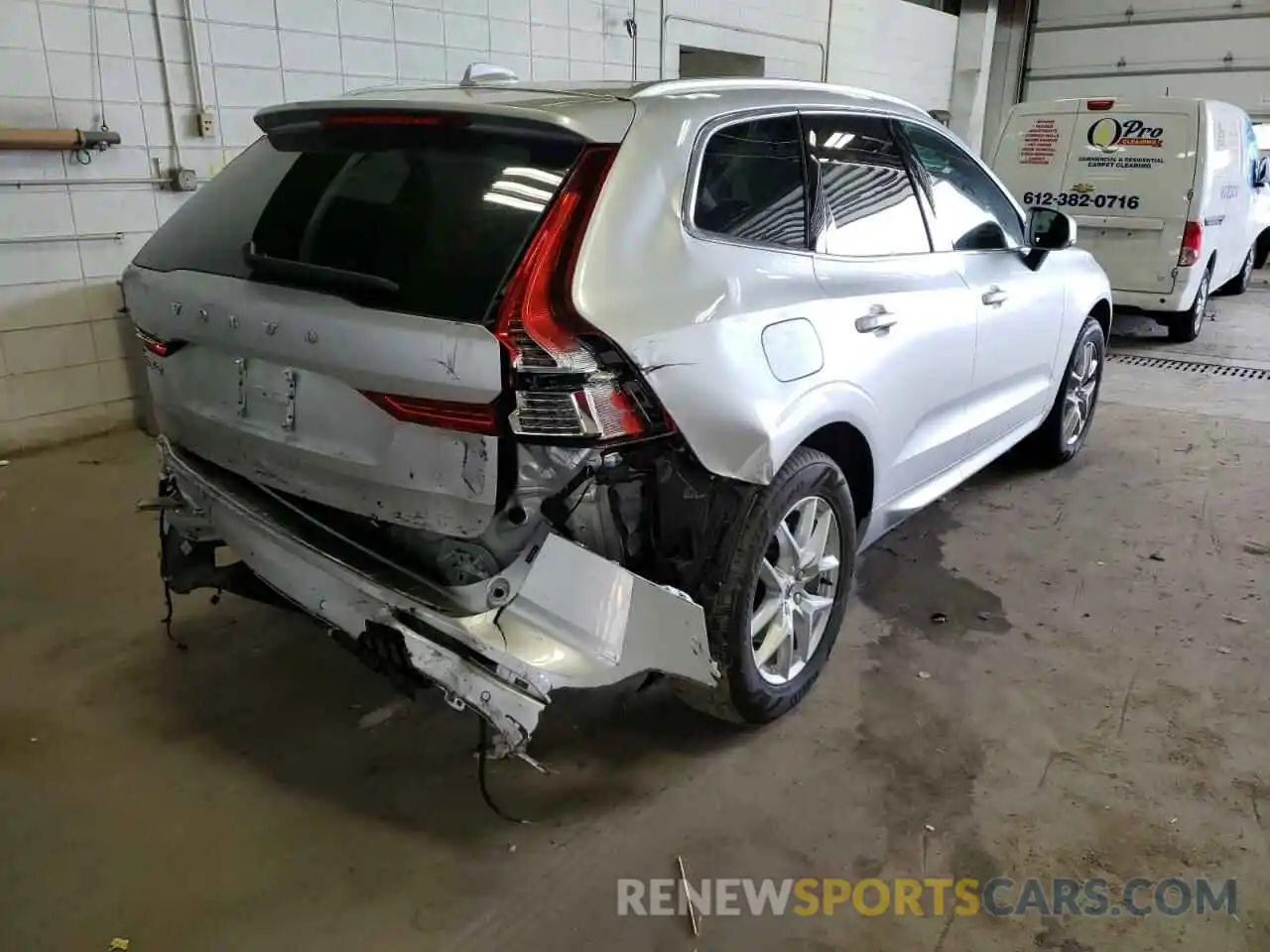 4 Photograph of a damaged car YV4102RK9M1845317 VOLVO XC60 2021