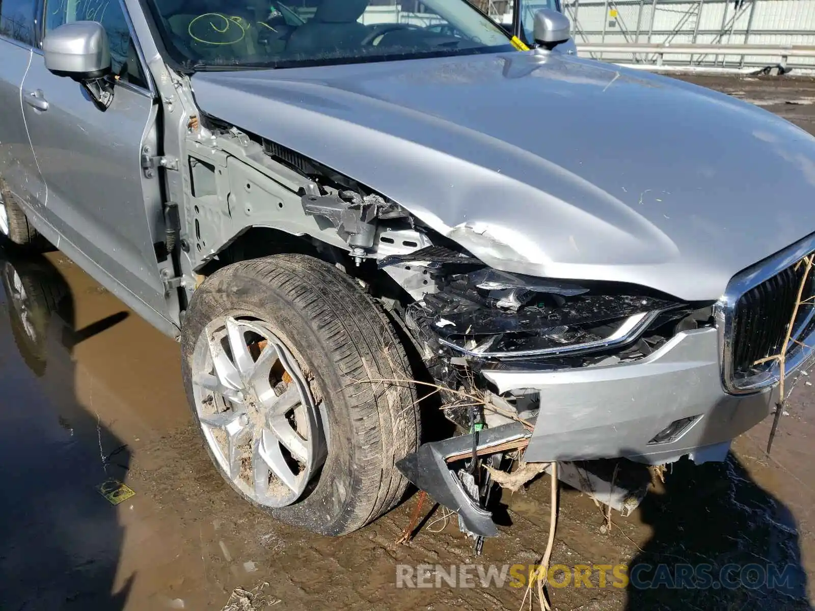 9 Фотография поврежденного автомобиля YV4102RKXM1738552 VOLVO XC60 2021