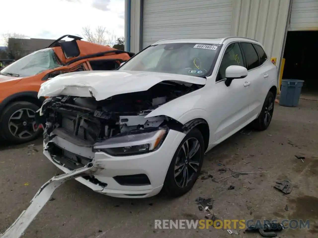 2 Photograph of a damaged car YV4102RKXM1841793 VOLVO XC60 2021