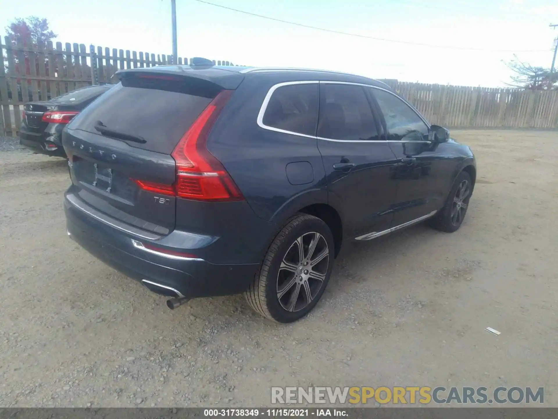 4 Photograph of a damaged car YV4102RL2M1686049 VOLVO XC60 2021