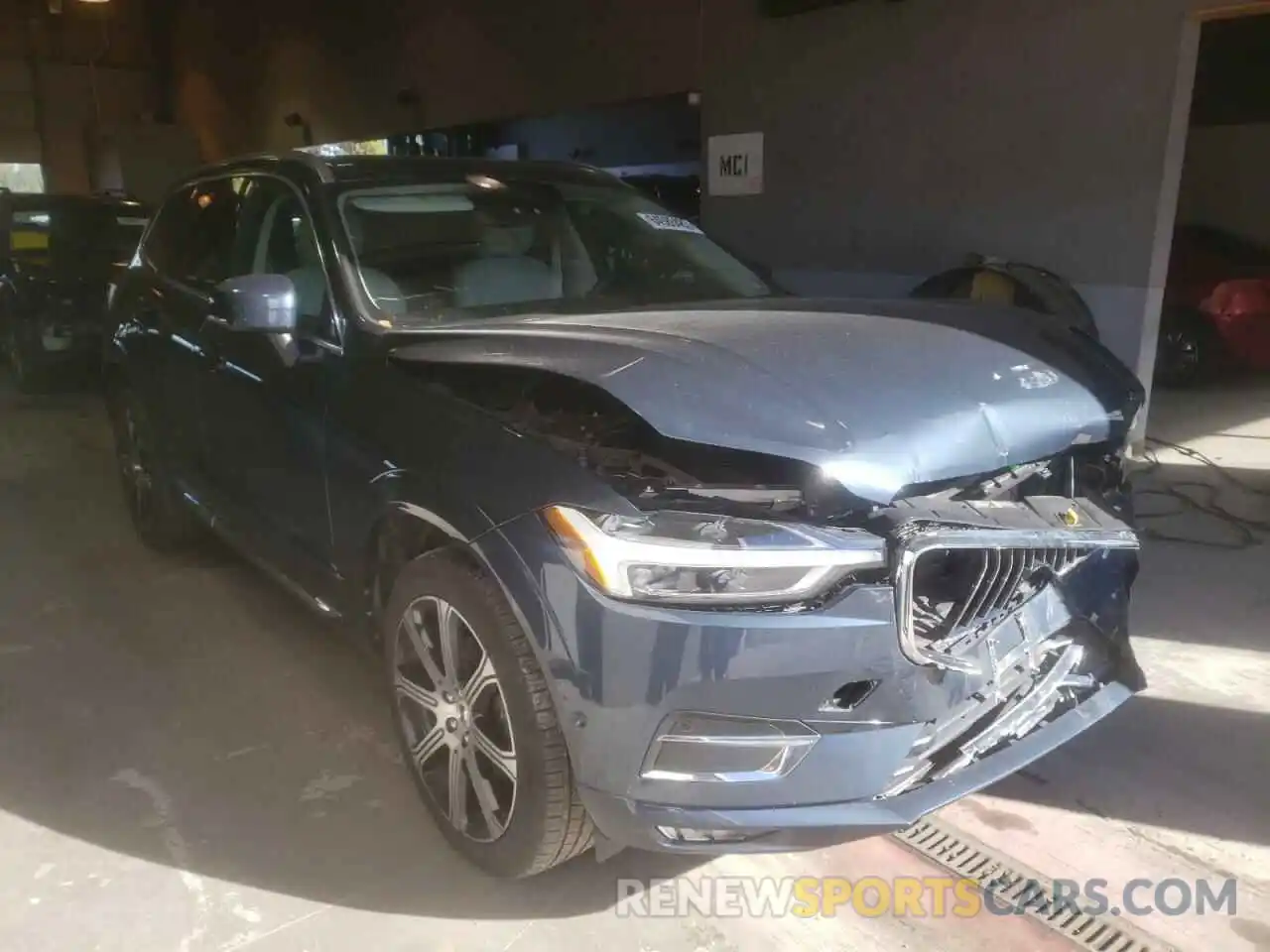 1 Photograph of a damaged car YV4102RL2M1698234 VOLVO XC60 2021