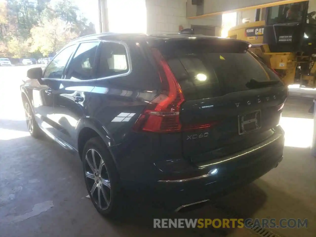 3 Photograph of a damaged car YV4102RL2M1698234 VOLVO XC60 2021