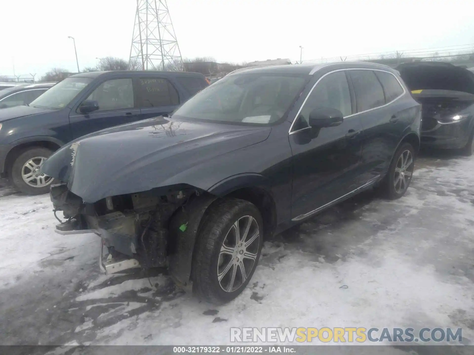 2 Фотография поврежденного автомобиля YV4102RL2M1698394 VOLVO XC60 2021