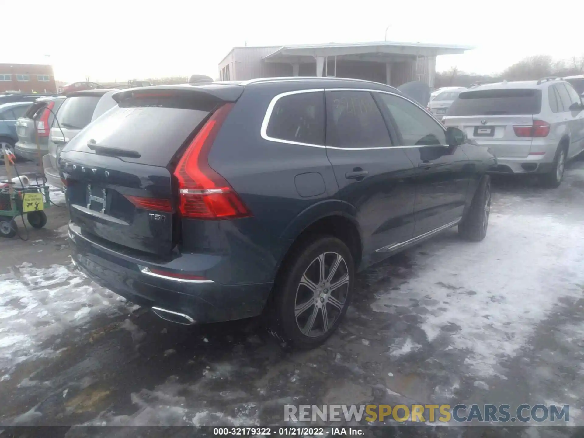 4 Фотография поврежденного автомобиля YV4102RL2M1698394 VOLVO XC60 2021