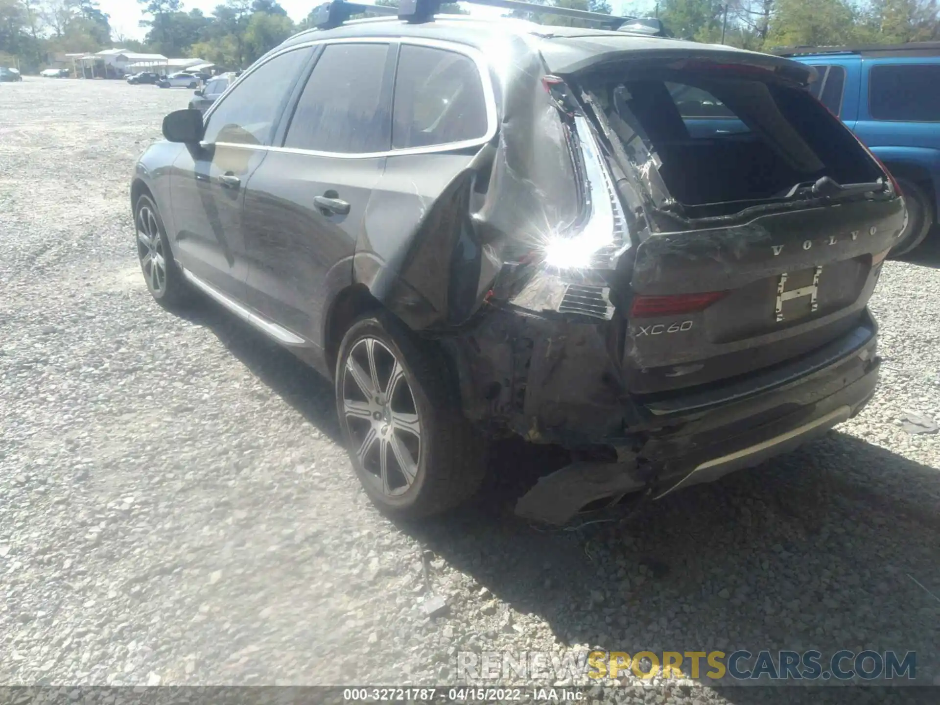 6 Photograph of a damaged car YV4102RL3M1688764 VOLVO XC60 2021