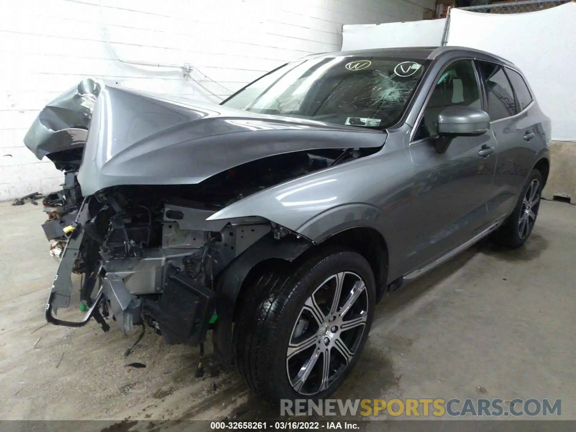 2 Photograph of a damaged car YV4102RL3M1809941 VOLVO XC60 2021