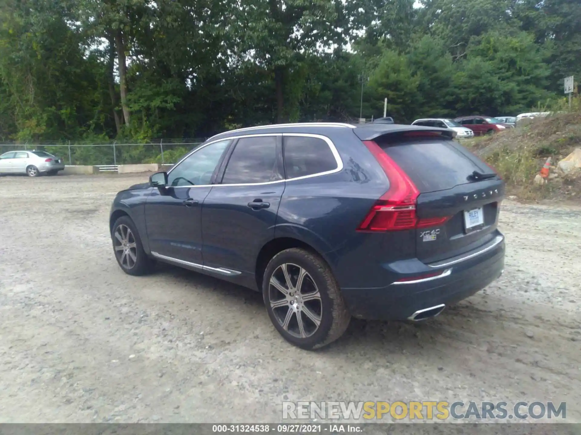 3 Photograph of a damaged car YV4102RL4M1695108 VOLVO XC60 2021